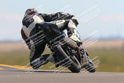 media/Oct-09-2022-SoCal Trackdays (Sun) [[95640aeeb6]]/Turn 9 Backside (120pm)/